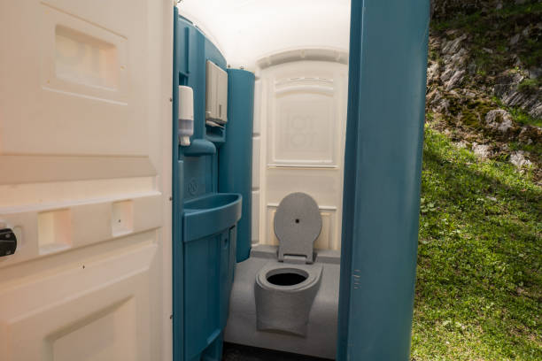 Best Porta potty rental near me  in Sherwood Manor, CT